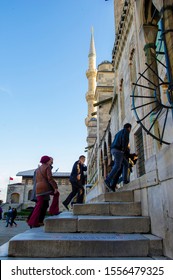 Istanbul, Turkey - March 27, 2016: People Walking Through Streets Of Istanbul. Istanbul Is A Melting Pot Of European And Middle Eastern Culture.