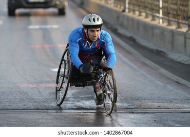 ISTANBUL, TURKEY - NOVEMBER 11, 2018: Paralympic Athlete Run In 40. Istanbul Marathon Which Includes Two Continents In One Race. Marathon Starts On The Asian Side And Finishs In European Istanbul.