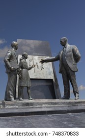 ISTANBUL, TURKEY - OCTOBER 31, 2017: Statue Of Ataturk With Child Symbolizes The Revolution Of New Turkish Alphabet.