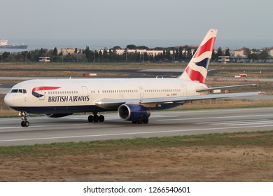 ISTANBUL, TURKEY SEPTEMBER 6, 2012 British Airways Airplane Taxiing At Atatürk International Airport