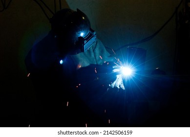 Itajai,
Santa Catarina, Brazil, May 19, 2010: 
Naval Industry, Men Working On The Production Of Vessels In The Shipyard.
