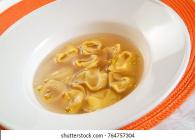 Italian Food Recipes, Tortellini With Chicken Broth.