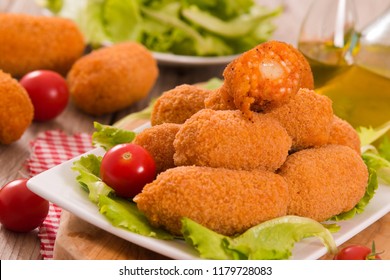 Supplì, Italian Fried Rice Balls.