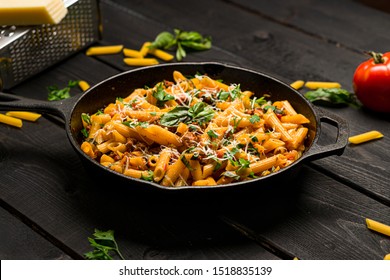 Italian Pasta Skillet Dish. This Quick & Delicious Pasta Meal Is Made With Penne Pasta, Fresh Tomato Sauce And Sausage. This Italian Inspired Comfort Food Is Cooked And Served In A Cast Iron Skillet.