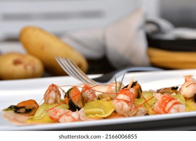 Italian Seafood Dish: Mussels And Shrimps