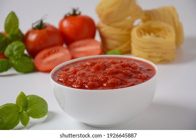 Italian Tomato Sauce With Basil, Onion And Garlic