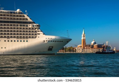 Italy Beauty, Gigantic Cruise Ship Entering Venice