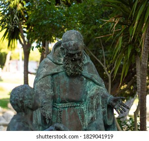 Italy - Bronze Statue Of Beato Nicola Da Gesturi - Religion Bronze Statue, Portrait With A Child