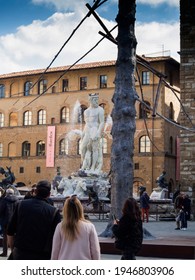 Italy, Florence, 27.04.2021, Installation By The Artist Giuseppe Penone On The Signoria Square. 