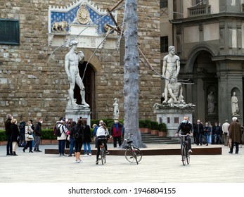 Italy, Florence, 27.04.2021, Installation By The Artist Giuseppe Penone On The Signoria Square. 