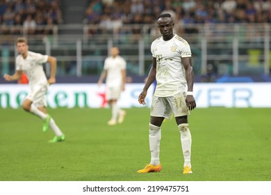 Italy, Milan, Sept 7 2022: Sadio Mane (Bayern Striker) Waiting For A Goalkeeper-kick In The Second Half During Soccer Match FC INTER Vs BAYERN MUNCHEN, UCL 2022-2023 Matchday1 San Siro Stadium