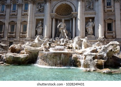 Italy Roma Trevi Fountain (Fontana di Trevi)