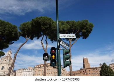 Italy Street -  Sigh Arrond Fori Imperiali