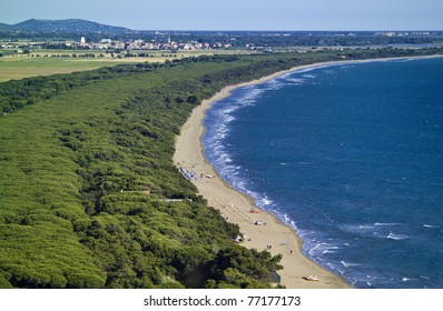 Italy, Tuscany, Tyrrhenian Sea, View Of Talamone Beach