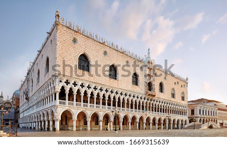 Italy, Venice. Palazzo Ducale (Doge's Palace)
