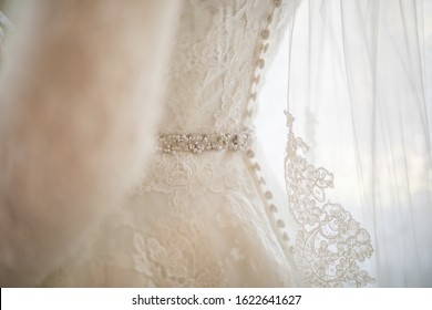 Ivory Bridal Gown In Lace 