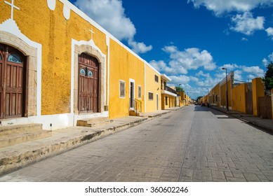 Izamal Street