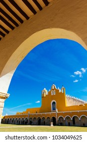 Izamal, Yucatan, Mexico