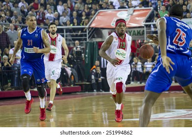 IZMIR -JANUARY 28: Pinar Karsiyaka's Bobby Dixon Dribbles In Eurocup Game Between Pinar Karsiyaka 86-79 Paris Levallois On January 28, 2015 In Izmir