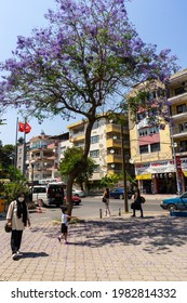 Izmir Turkey; Daily Life On The Street, Masked Life Due To Corona. May 28, 2021