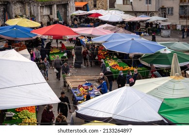 Izmir Turkey; Images From Eşrefpaşa Neighborhood Market. Daily Situations Of Sellers And People. Street Photography. 6 March 2022