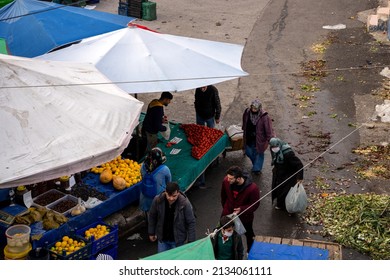 Izmir Turkey; Images From Eşrefpaşa Neighborhood Market. Daily Situations Of Sellers And People. Street Photography. 6 March 2022