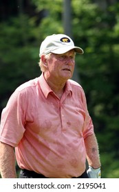 Jack Nicklaus At The 2006 Memorial Tournament Preparing To Tee Off # 18