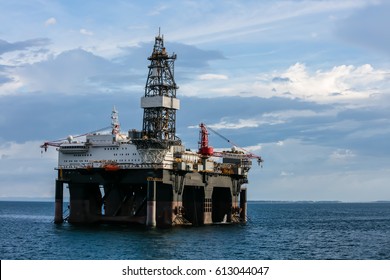Jack up Rig and Semi Submersible Laid Up at Anchorage Area