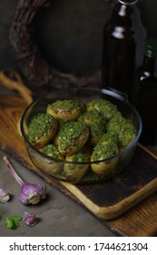 Jacket Baked Potato With Pesto Dressing. Vegan Food. Oven Cooked Vegetables.