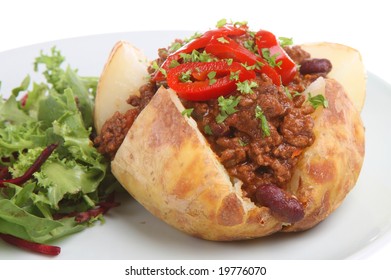 Jacket Potato With Chilli Con Carne