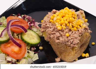 Jacket Potato With Tuna And Sweetcorn