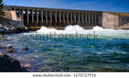                    Jackson Lake Dam, Snake River, Grand Teton Nat'l Park, Wyoming, USA            
