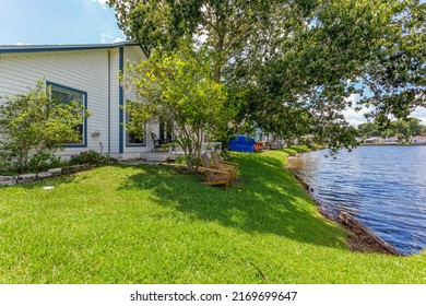 Jacksonville, FL USA - June 20 2022: Backyard Of A Nice Vacation Rental Home With A Lake View