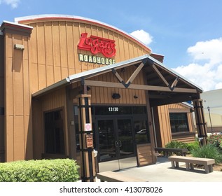 JACKSONVILLE, FL-APRIL 27, 2016:  Logan's Roadhouse Bar And Grill. Logan's Features Steaks In A Casual Dining Format.