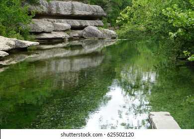 Jacobs Well Stream 