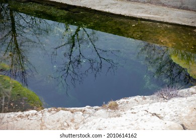 Jacobs Well In Texas During The Day