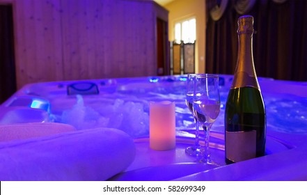 Jacuzzi, champagne and candle light