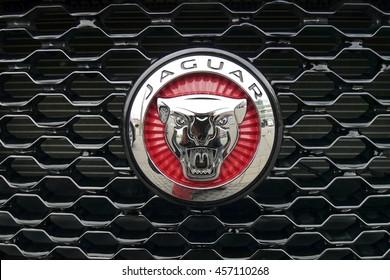 Jaguar Car Symbol Wallpaper