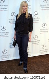 Jaime Pressly Day One 2007 Mercedes Stock Photo 110572166 | Shutterstock