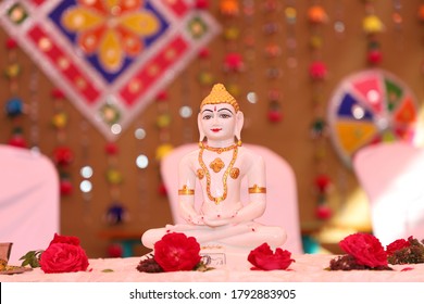 Jain Lord Mahavir Swami Idol 