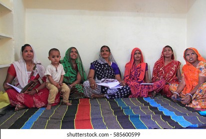 JAIPUR, INDIA - FEBRUARY 25, 2015: Women Are Visiting Center For Women Empowerment In Jaipur, India