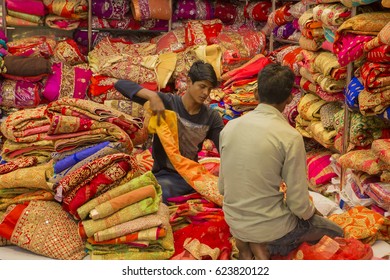 JAIPUR, Rajasthan, India DEC, 2016: Sari Shop. Indian Traditional Women's Luxury Sari Clothing On Market On Dec, 2016 In JAIPUR, India. Jaipur - Center Of Traditional Eastern Handicrafts Of India