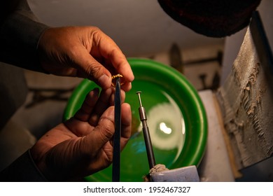 Jaipur, Rajasthan, India-23 November 2020, A Gemstone Cutting Workshop In Jaipur, India. Professional Gemstone Settings Jewelry Craft In Laboratory