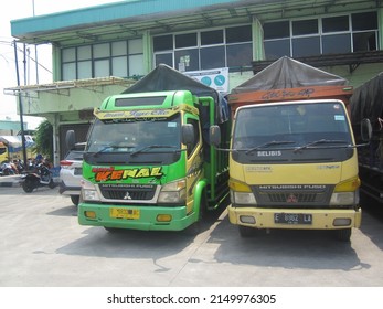 4,384 Rice truck Images, Stock Photos & Vectors | Shutterstock