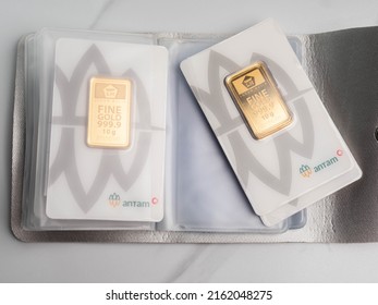2018 Indonesia ANTAM Bullion Bar 3 gr FINE GOLD 999.9 certificate on packaging 