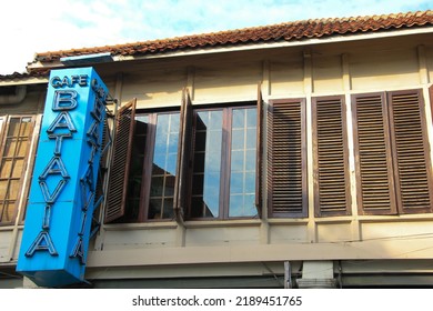 Jakarta 9 August 2022 Indonesia,, Old Cafe Window In Tourist Attractions Of Old City North Jakarta