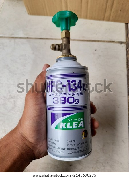 Jakarta , April 14, 2022- a product\
Refrigerant HFC 134a which is used for refrigeration, freezers or\
car air conditioners, this product is environmentally friendly and\
safe, non-flammable,\
non-toxic.