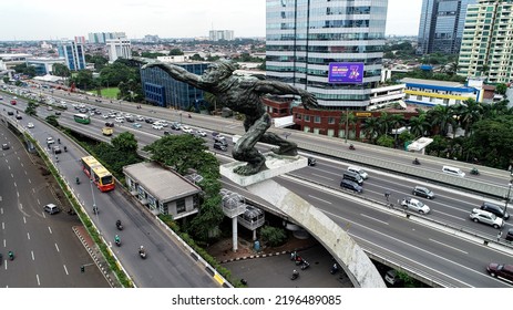 Jakarta Indonesia 20 August 2020 : South Jakarta Pancoran Statue Monument. This Statue Is The Spirit Of Indonesian Aerospace