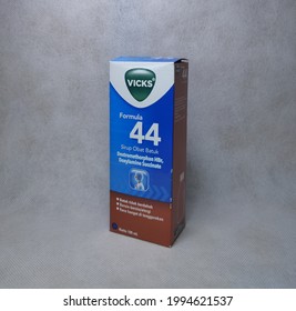 Jakarta, Indonesia - 22 June 2021 : Vicks Formula 44 Used For The Temporary Relief Of Cough, Sneezing, Or Runny Nose Due To The Common Cold, Hay Fever Or Other Upper Respiratory allergies.