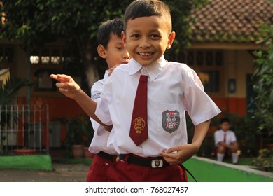 38,569 Indonesia Student Images, Stock Photos & Vectors | Shutterstock